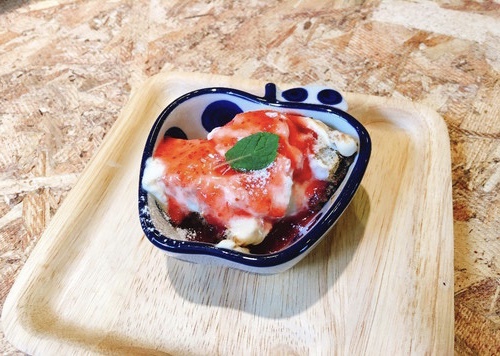 プチいちごティラミス